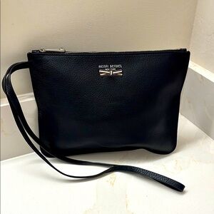 Henri Bendel NEW YORK Small black leather pouch with handle.